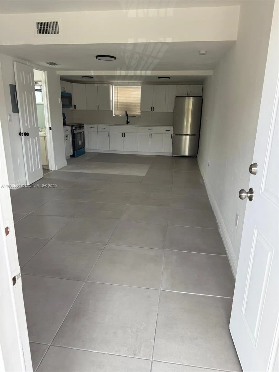 2291 W 53rd Pl 2291, Hialeah, Florida 33016, Hialeah, Florida 33016, 2 Bedrooms Bedrooms, ,1 BathroomBathrooms,Residential Lease,For Rent,2291 W 53rd Pl 2291, Hialeah, Florida 33016,A11868551