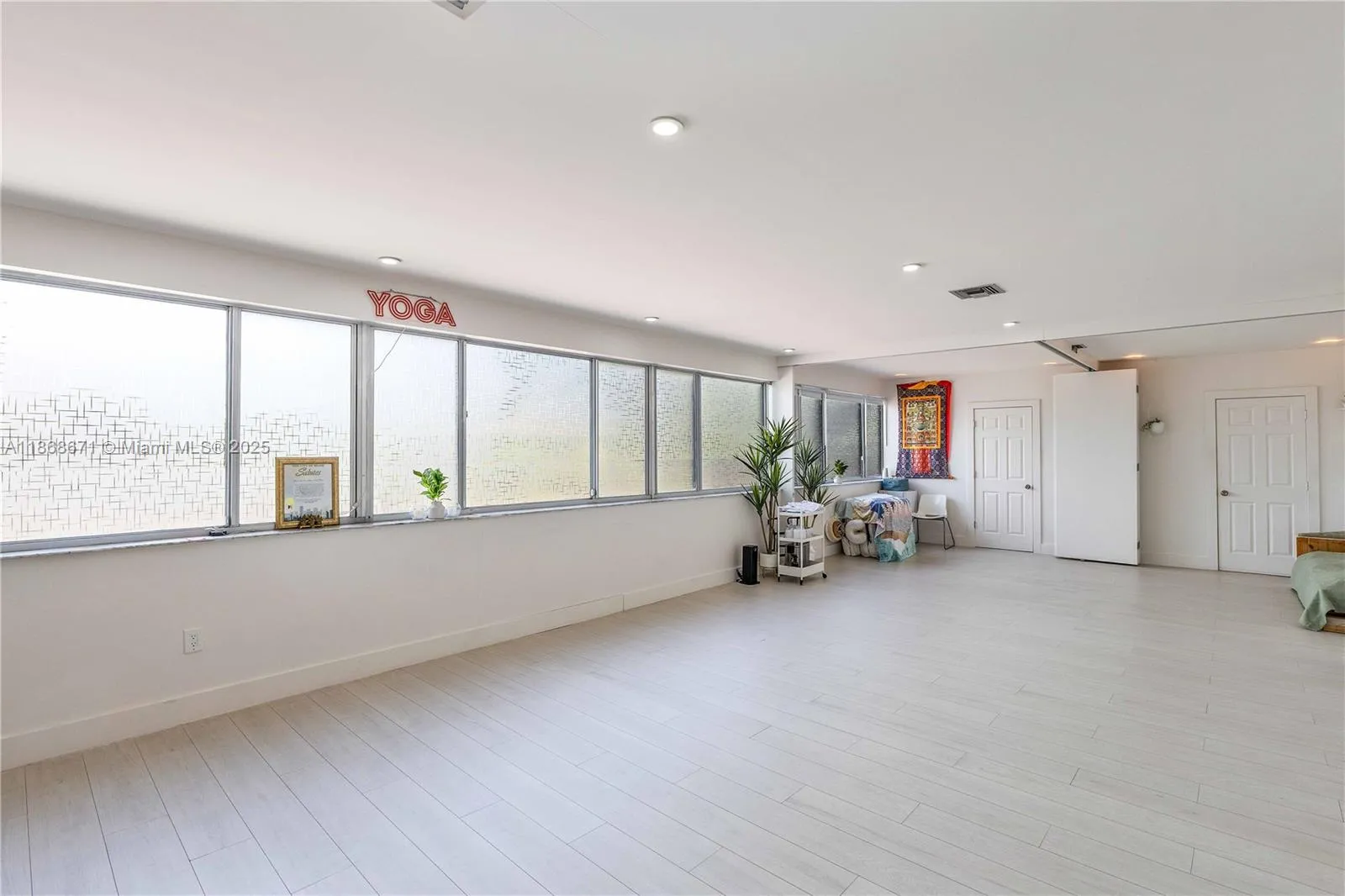 1385 Sw 22nd St 201, Miami, Florida 33145, Miami, Florida 33145, ,Commercial Sale,For Sale,1385 Sw 22nd St 201, Miami, Florida 33145,A11868671