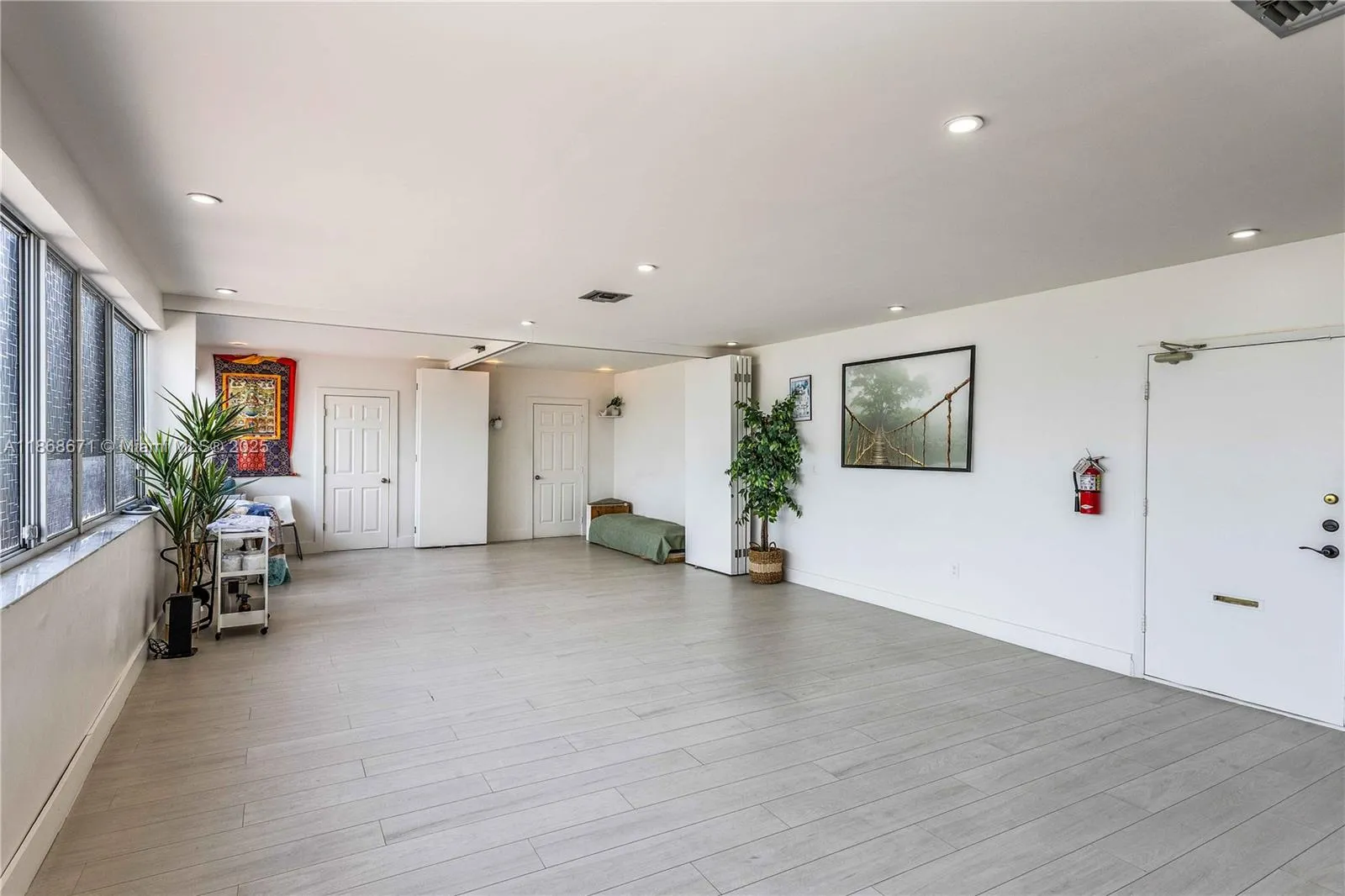 1385 Sw 22nd St 201, Miami, Florida 33145, Miami, Florida 33145, ,Commercial Sale,For Sale,1385 Sw 22nd St 201, Miami, Florida 33145,A11868671