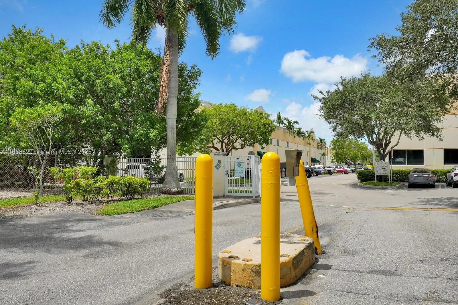 917 Nw 31st Ave, Pompano Beach, Florida 33069, Pompano Beach, Florida 33069, ,Commercial Lease,For Rent,917 Nw 31st Ave, Pompano Beach, Florida 33069,A11868829