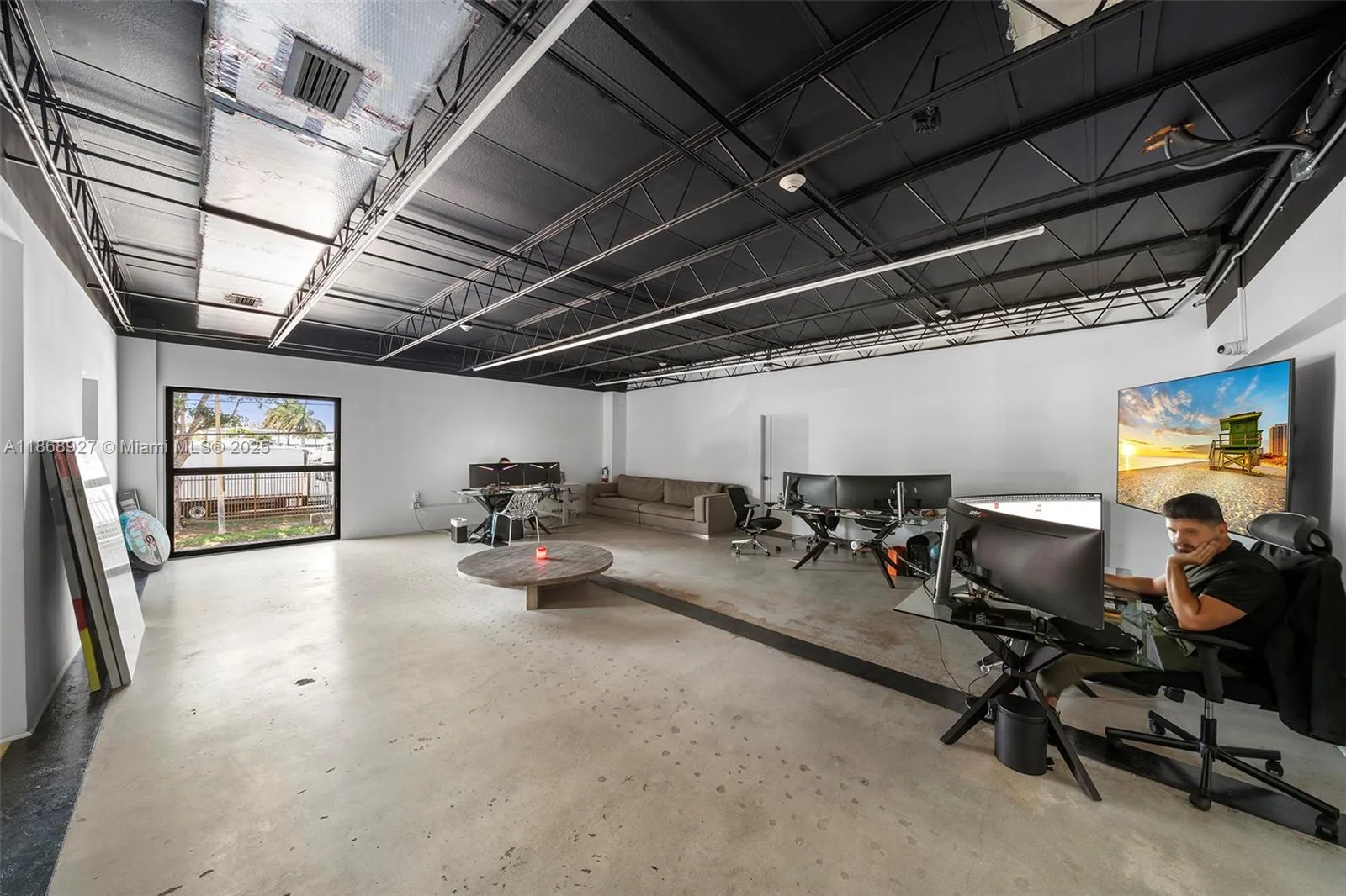 8700 Nw 7th Ave, Miami, Florida 33150, Miami, Florida 33150, ,Commercial Sale,For Sale,8700 Nw 7th Ave, Miami, Florida 33150,A11868927