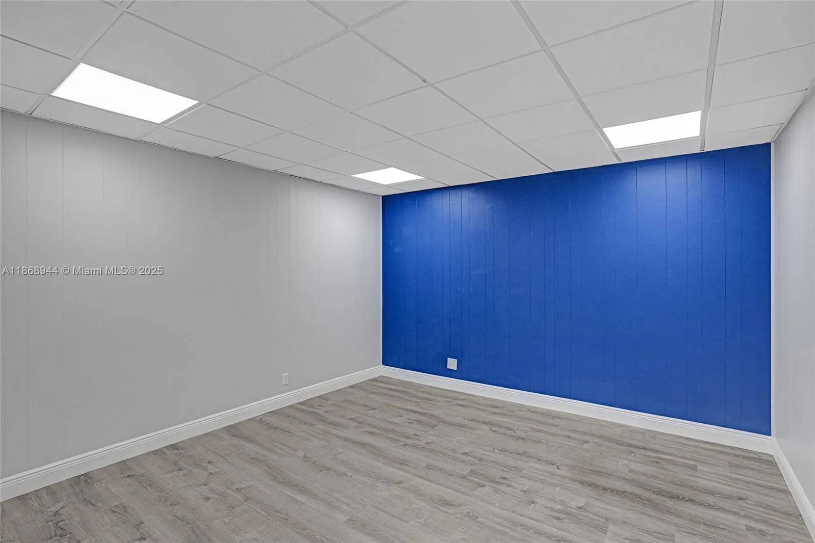 2419 Hollywood Blvd, Hollywood, Florida 33020, Hollywood, Florida 33020, ,Commercial Sale,For Sale,2419 Hollywood Blvd, Hollywood, Florida 33020,A11868944