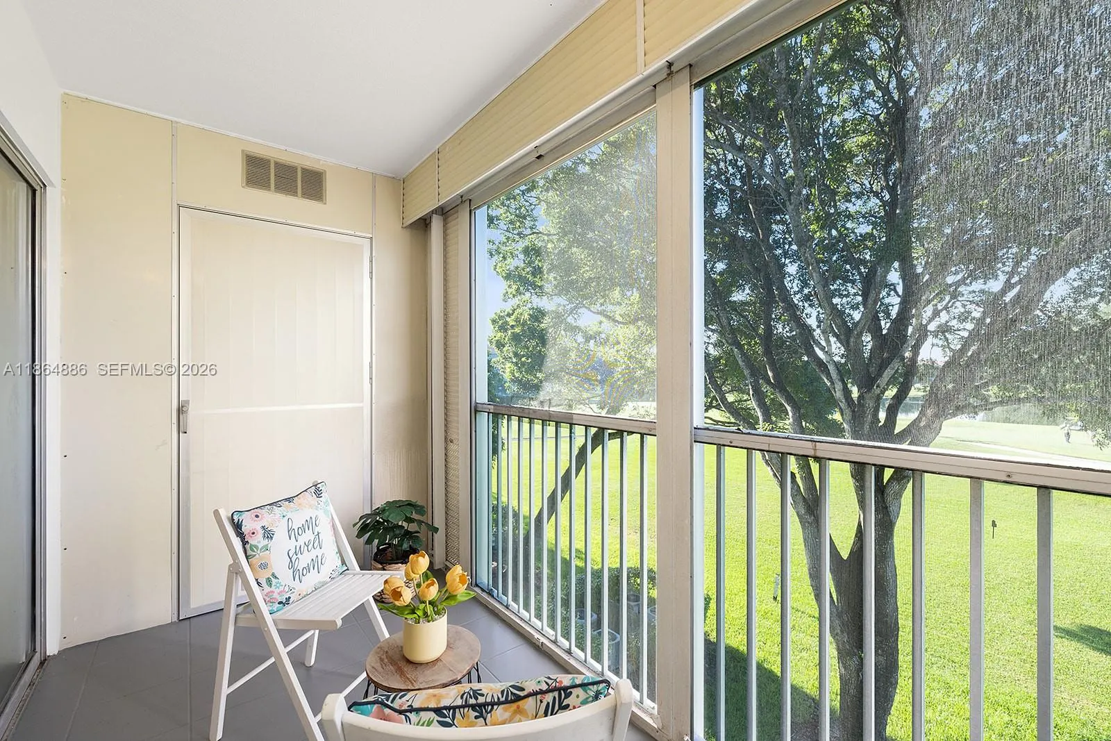 12500 Sw 6th St 307n, Pembroke Pines, Florida 3302, Pembroke Pines, Florida 33027, 2 Bedrooms Bedrooms, ,2 BathroomsBathrooms,Residential,For Sale,12500 Sw 6th St 307n, Pembroke Pines, Florida 3302,A11864886