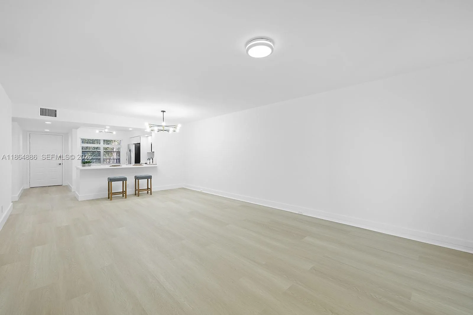 12500 Sw 6th St 307n, Pembroke Pines, Florida 3302, Pembroke Pines, Florida 33027, 2 Bedrooms Bedrooms, ,2 BathroomsBathrooms,Residential,For Sale,12500 Sw 6th St 307n, Pembroke Pines, Florida 3302,A11864886