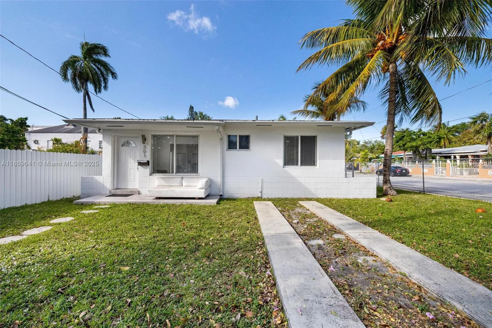 301 Nw 34th St, Miami, Florida 33127, Miami, Florida 33127, ,Residential Income,For Sale,301 Nw 34th St, Miami, Florida 33127,A11869641