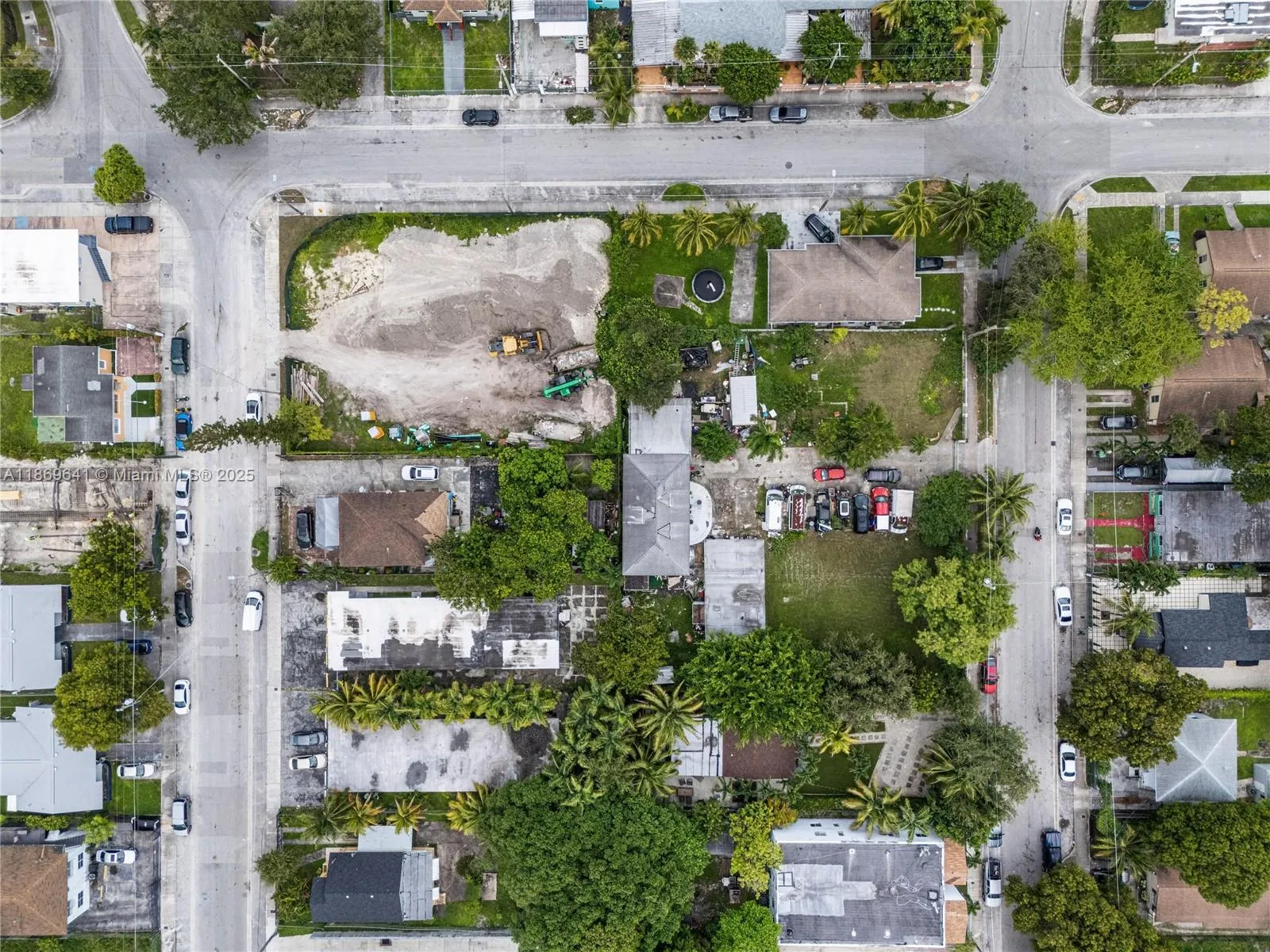 301 Nw 34th St, Miami, Florida 33127, Miami, Florida 33127, ,Residential Income,For Sale,301 Nw 34th St, Miami, Florida 33127,A11869641