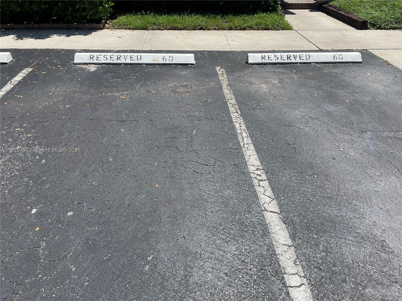 5002 Sheridan St 1, Hollywood, Florida 33021, Hollywood, Florida 33021, 3 Bedrooms Bedrooms, ,2 BathroomsBathrooms,Residential,For Sale,5002 Sheridan St 1, Hollywood, Florida 33021,A11869757