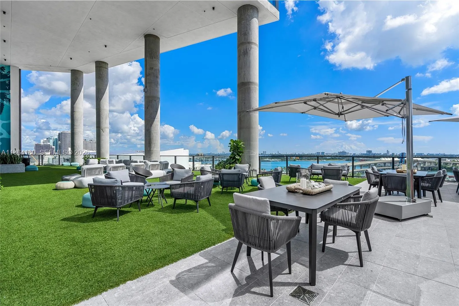 398 Ne 5th St 3714, Miami, Florida 33132, Miami, Florida 33132, 1 Bedroom Bedrooms, ,2 BathroomsBathrooms,Residential,For Sale,398 Ne 5th St 3714, Miami, Florida 33132,A11864160