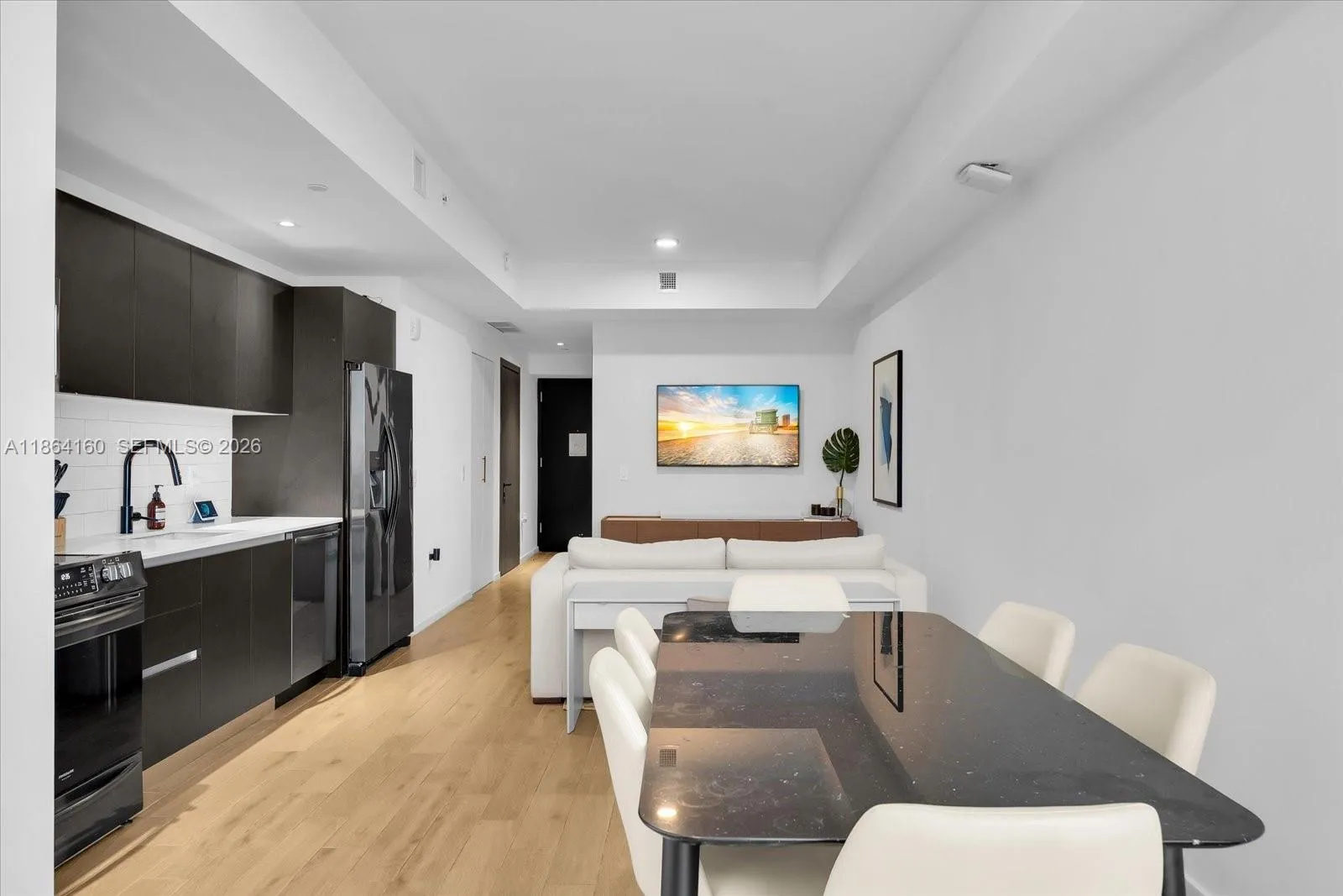 398 Ne 5th St 3714, Miami, Florida 33132, Miami, Florida 33132, 1 Bedroom Bedrooms, ,2 BathroomsBathrooms,Residential,For Sale,398 Ne 5th St 3714, Miami, Florida 33132,A11864160