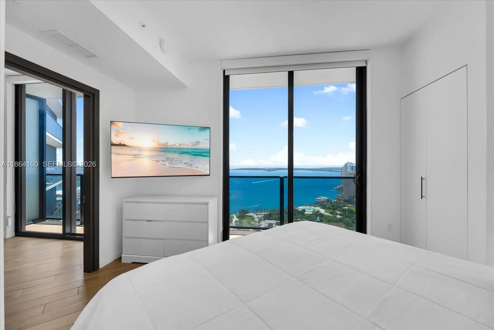 398 Ne 5th St 3714, Miami, Florida 33132, Miami, Florida 33132, 1 Bedroom Bedrooms, ,2 BathroomsBathrooms,Residential,For Sale,398 Ne 5th St 3714, Miami, Florida 33132,A11864160