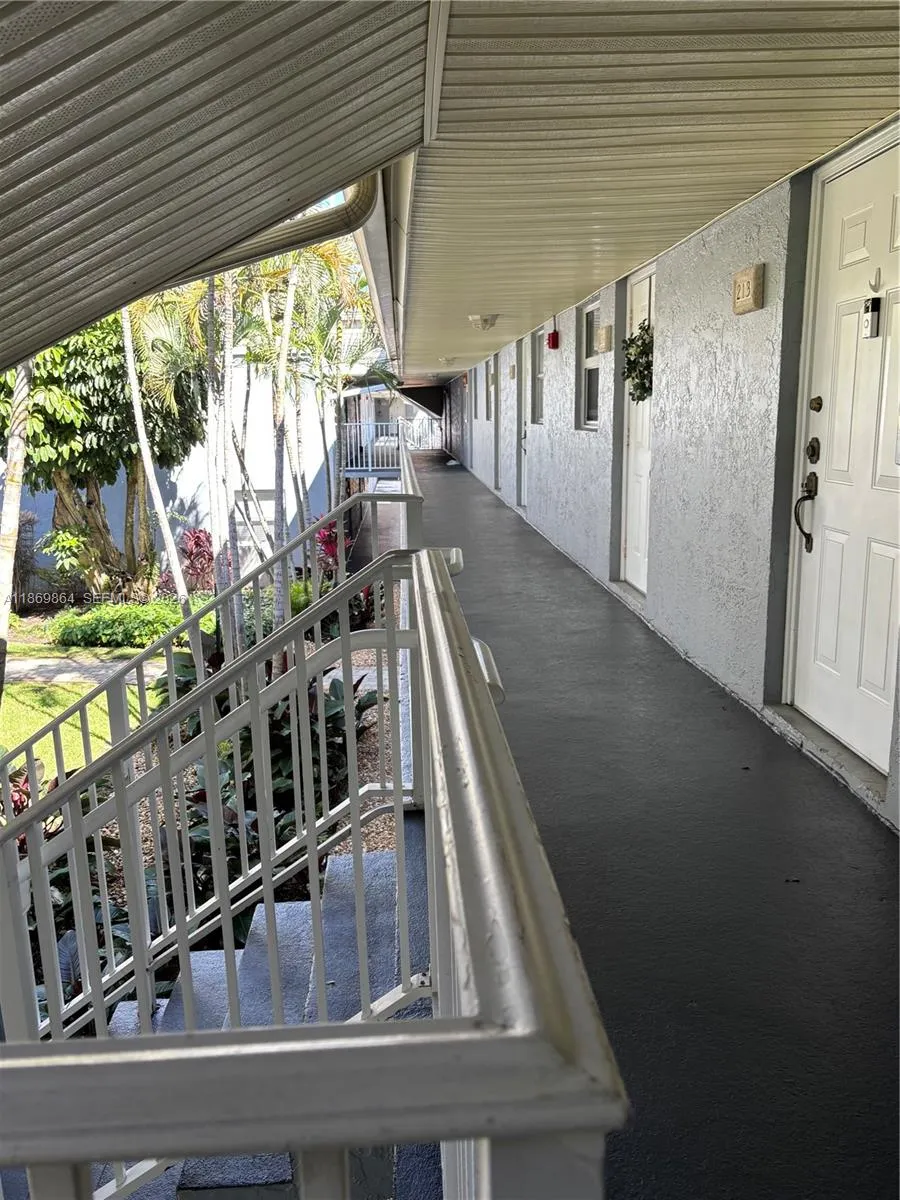 Miami, Florida 33155, Miami, Florida 33155, 2 Bedrooms Bedrooms, ,1 BathroomBathrooms,Residential,For Sale, Miami, Florida 33155,A11869864