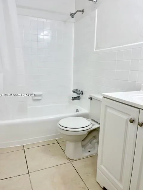 1204 Ne 5th Ave, Fort Lauderdale, Florida 33304, Fort Lauderdale, Florida 33304, ,Residential Income,For Sale,1204 Ne 5th Ave, Fort Lauderdale, Florida 33304,A11868988