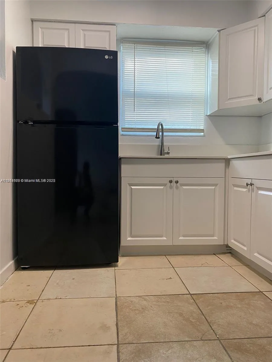 1204 Ne 5th Ave, Fort Lauderdale, Florida 33304, Fort Lauderdale, Florida 33304, ,Residential Income,For Sale,1204 Ne 5th Ave, Fort Lauderdale, Florida 33304,A11868988