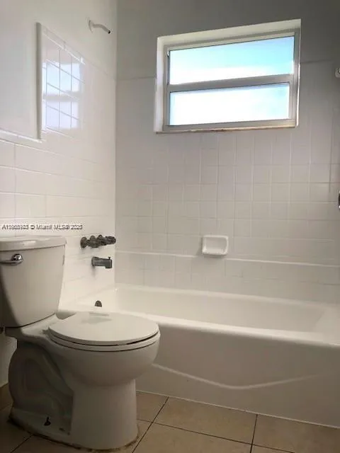 310 Sw 10th Ter, Hallandale Beach, Florida 33009, Hallandale Beach, Florida 33009, ,Residential Income,For Sale,310 Sw 10th Ter, Hallandale Beach, Florida 33009,A11868983