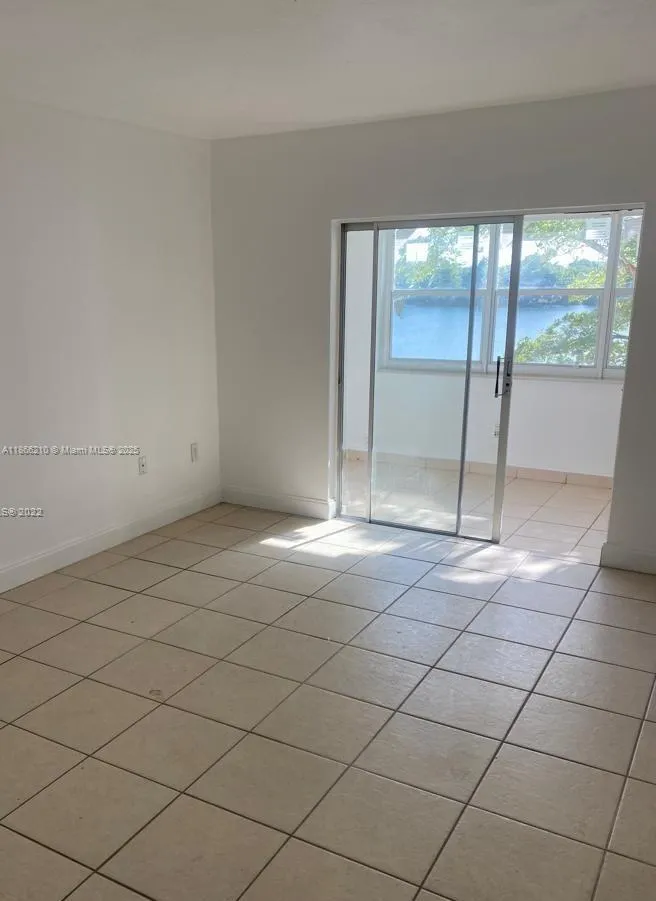 Miami, Florida 33179, 1 Bedroom Bedrooms, ,1 BathroomBathrooms,Residential Lease,For Rent,A11866210
