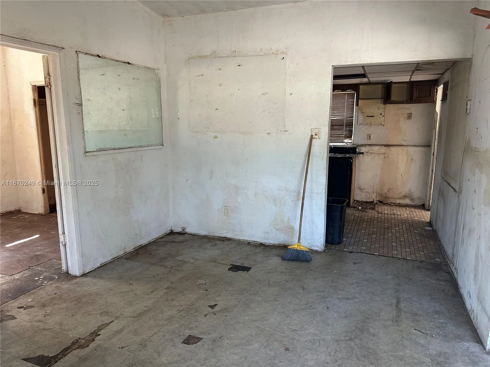 733 Nw 27th Ave, Fort Lauderdale, Florida 33311, Fort Lauderdale, Florida 33311, ,Commercial Sale,For Sale,733 Nw 27th Ave, Fort Lauderdale, Florida 33311,A11870249