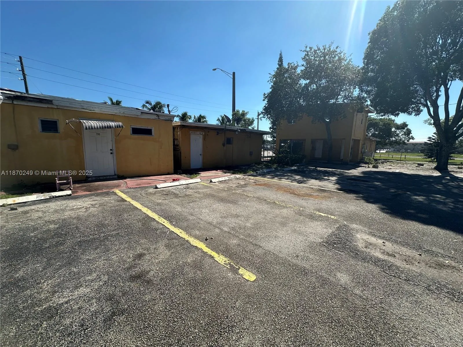 733 Nw 27th Ave, Fort Lauderdale, Florida 33311, Fort Lauderdale, Florida 33311, ,Commercial Sale,For Sale,733 Nw 27th Ave, Fort Lauderdale, Florida 33311,A11870249