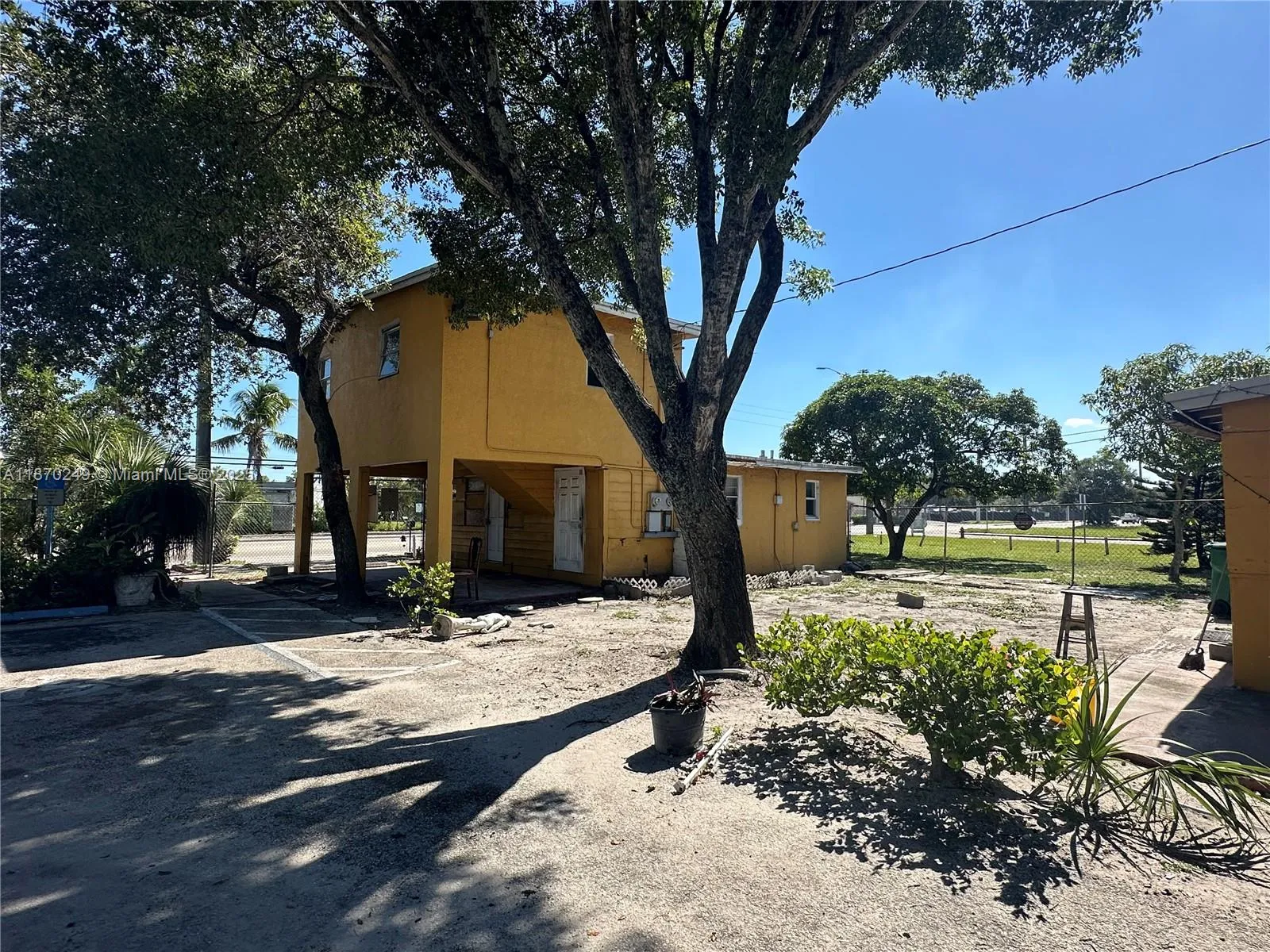 733 Nw 27th Ave, Fort Lauderdale, Florida 33311, Fort Lauderdale, Florida 33311, ,Commercial Sale,For Sale,733 Nw 27th Ave, Fort Lauderdale, Florida 33311,A11870249