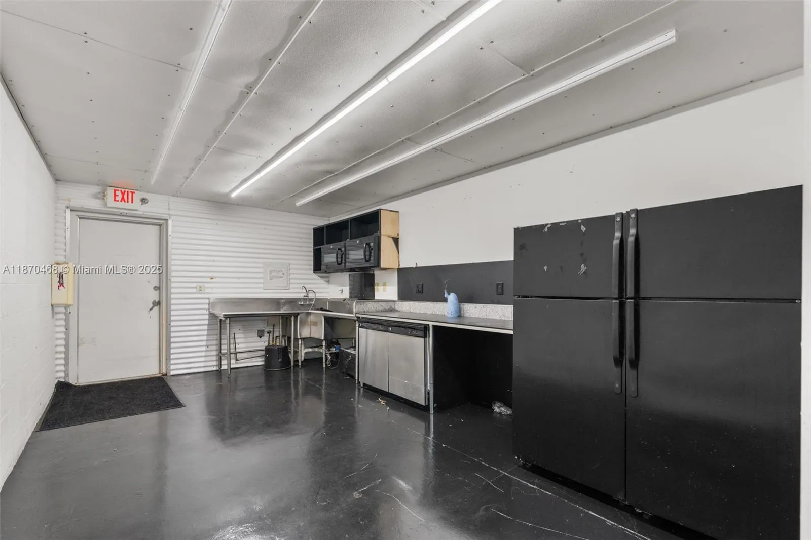 3075 Nw South River Dr, Miami, Florida 33142, Miami, Florida 33142, ,Commercial Lease,For Rent,3075 Nw South River Dr, Miami, Florida 33142,A11870468