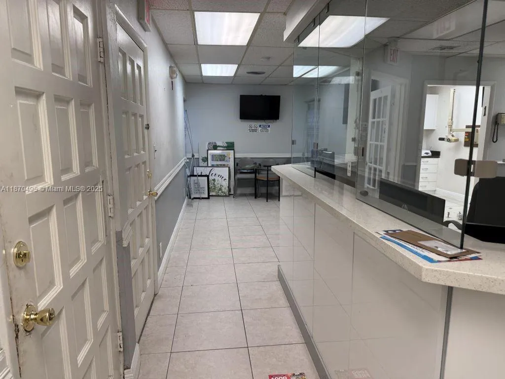 2331 N State Road 7 109, Lauderhill, Florida 33313, Lauderhill, Florida 33313, ,Commercial Sale,For Sale,2331 N State Road 7 109, Lauderhill, Florida 33313,A11870495