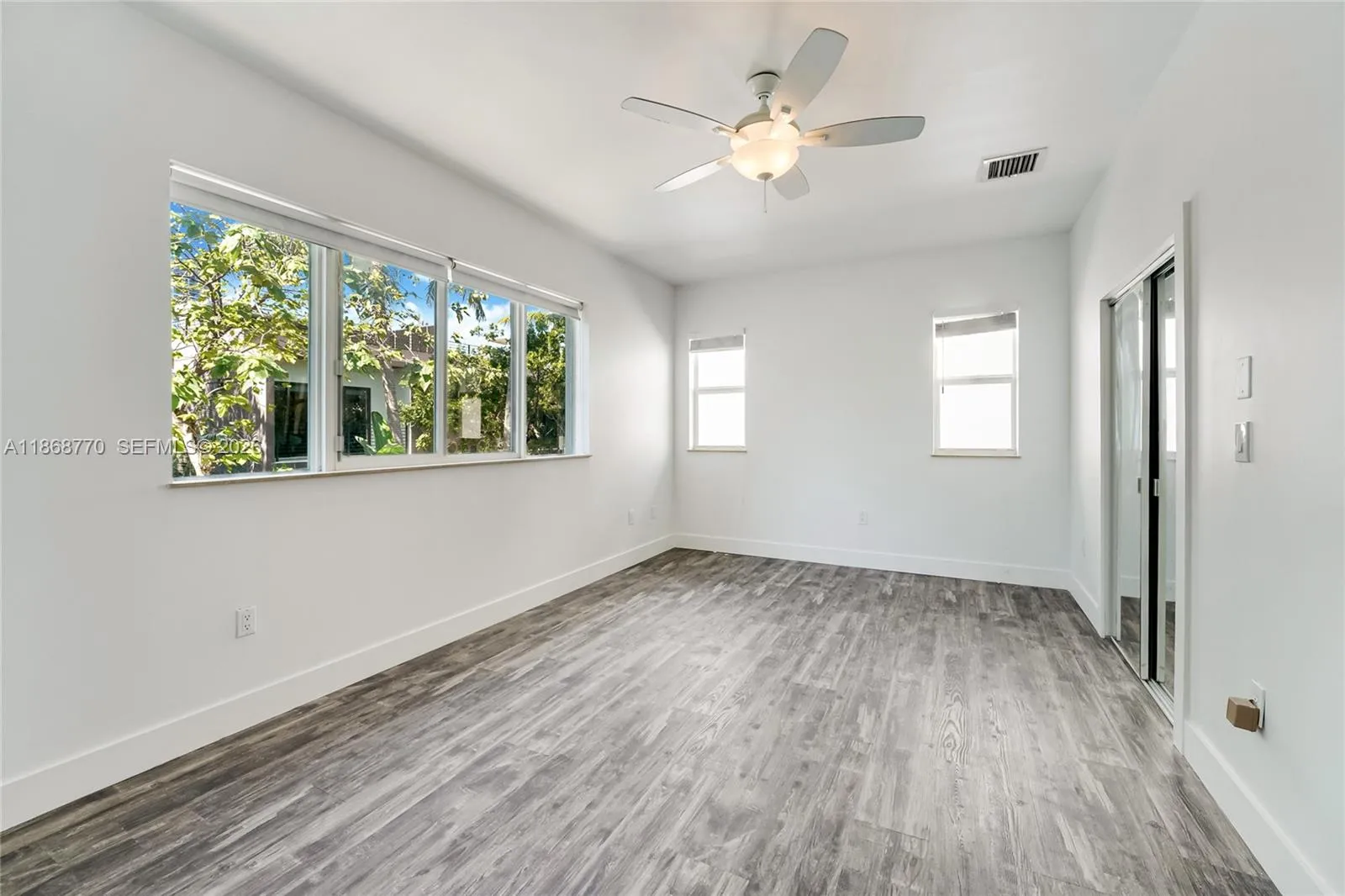 3160 New York St B, Miami, Florida 33133, Miami, Florida 33133, 3 Bedrooms Bedrooms, ,2 BathroomsBathrooms,Residential,For Sale,3160 New York St B, Miami, Florida 33133,A11868770