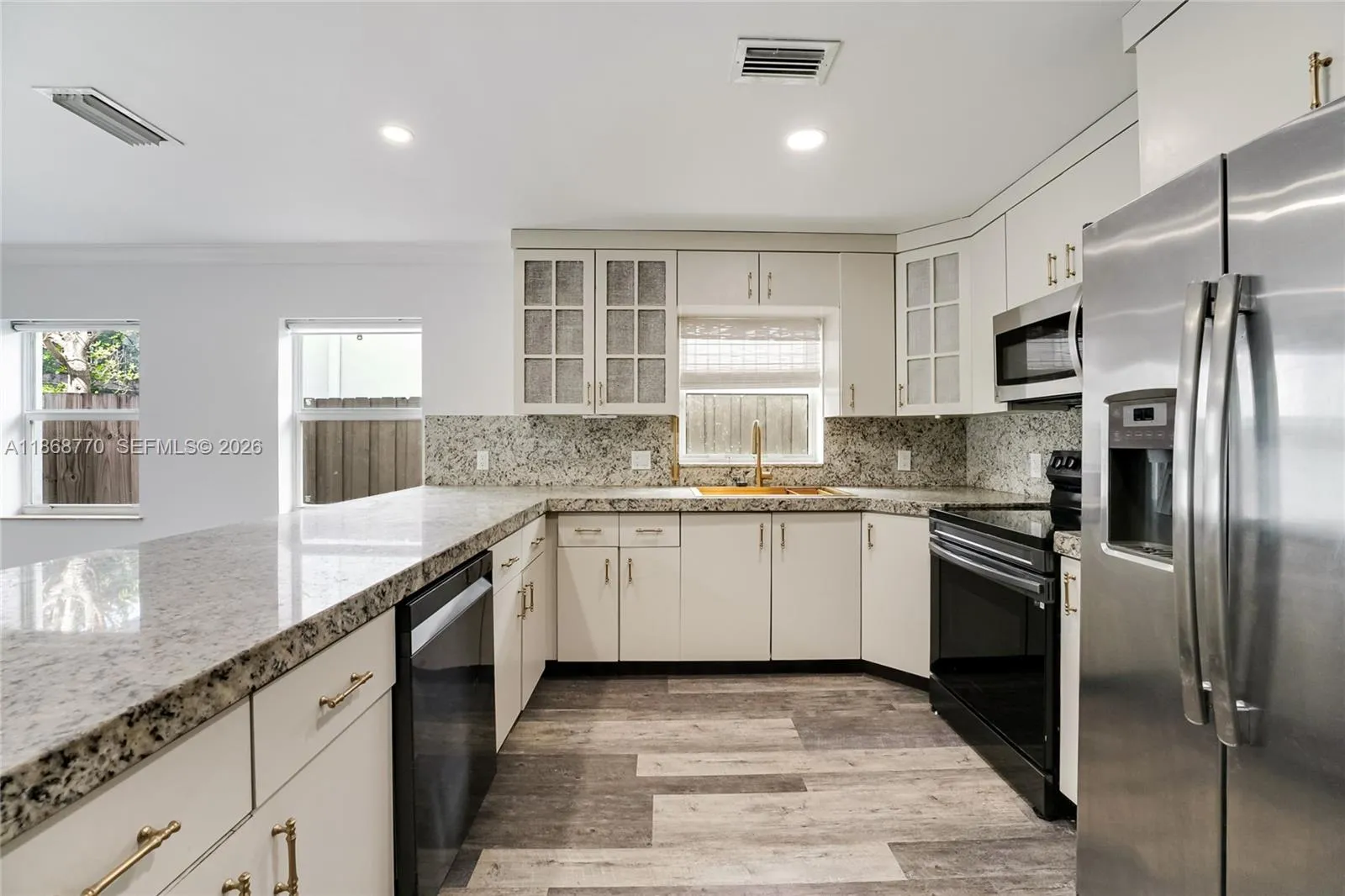 3160 New York St B, Miami, Florida 33133, Miami, Florida 33133, 3 Bedrooms Bedrooms, ,2 BathroomsBathrooms,Residential,For Sale,3160 New York St B, Miami, Florida 33133,A11868770