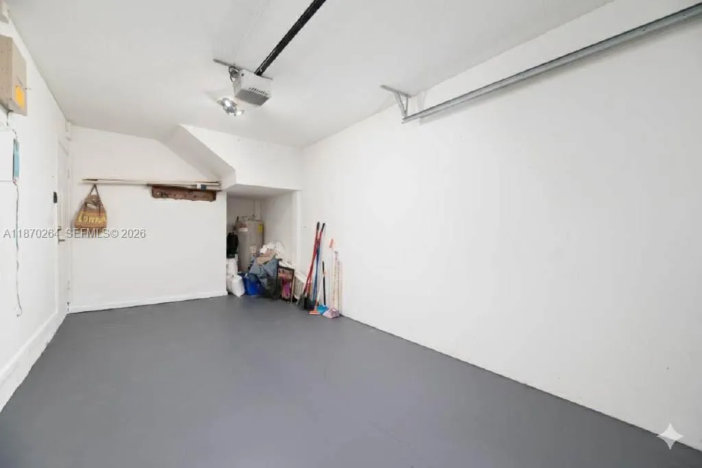 2428 Nw 99th Way, Sunrise, Florida 33322, Sunrise, Florida 33322, 3 Bedrooms Bedrooms, ,2 BathroomsBathrooms,Residential,For Sale,2428 Nw 99th Way, Sunrise, Florida 33322,A11870264