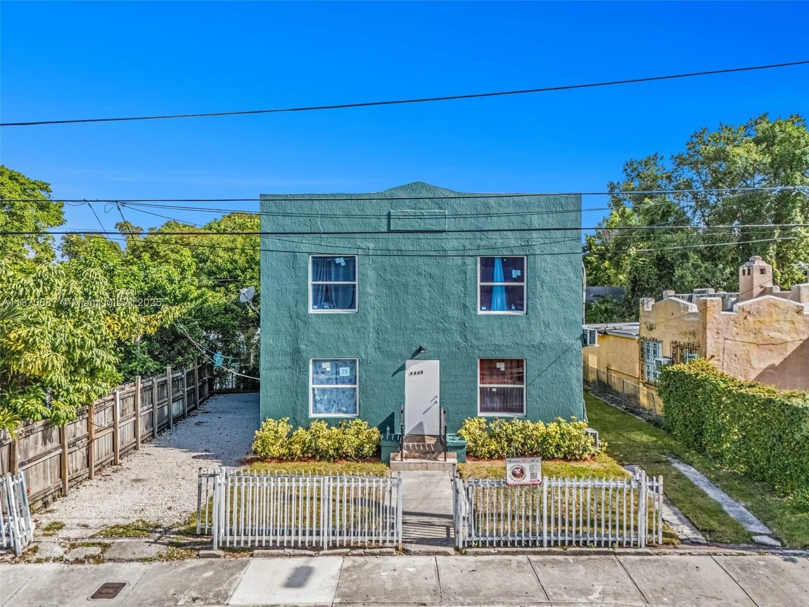 1075 Nw 30th St, Miami, Florida 33127, Miami, Florida 33127, ,Residential Income,For Sale,1075 Nw 30th St, Miami, Florida 33127,A11870687