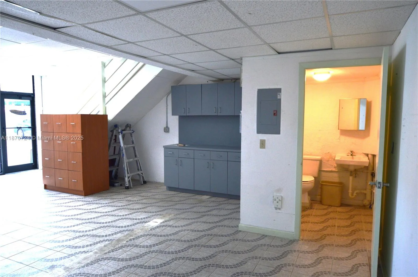 12173 Sw 132nd Ct 8, Miami, Florida 33186, Miami, Florida 33186, ,Commercial Lease,For Rent,12173 Sw 132nd Ct 8, Miami, Florida 33186,A11870724