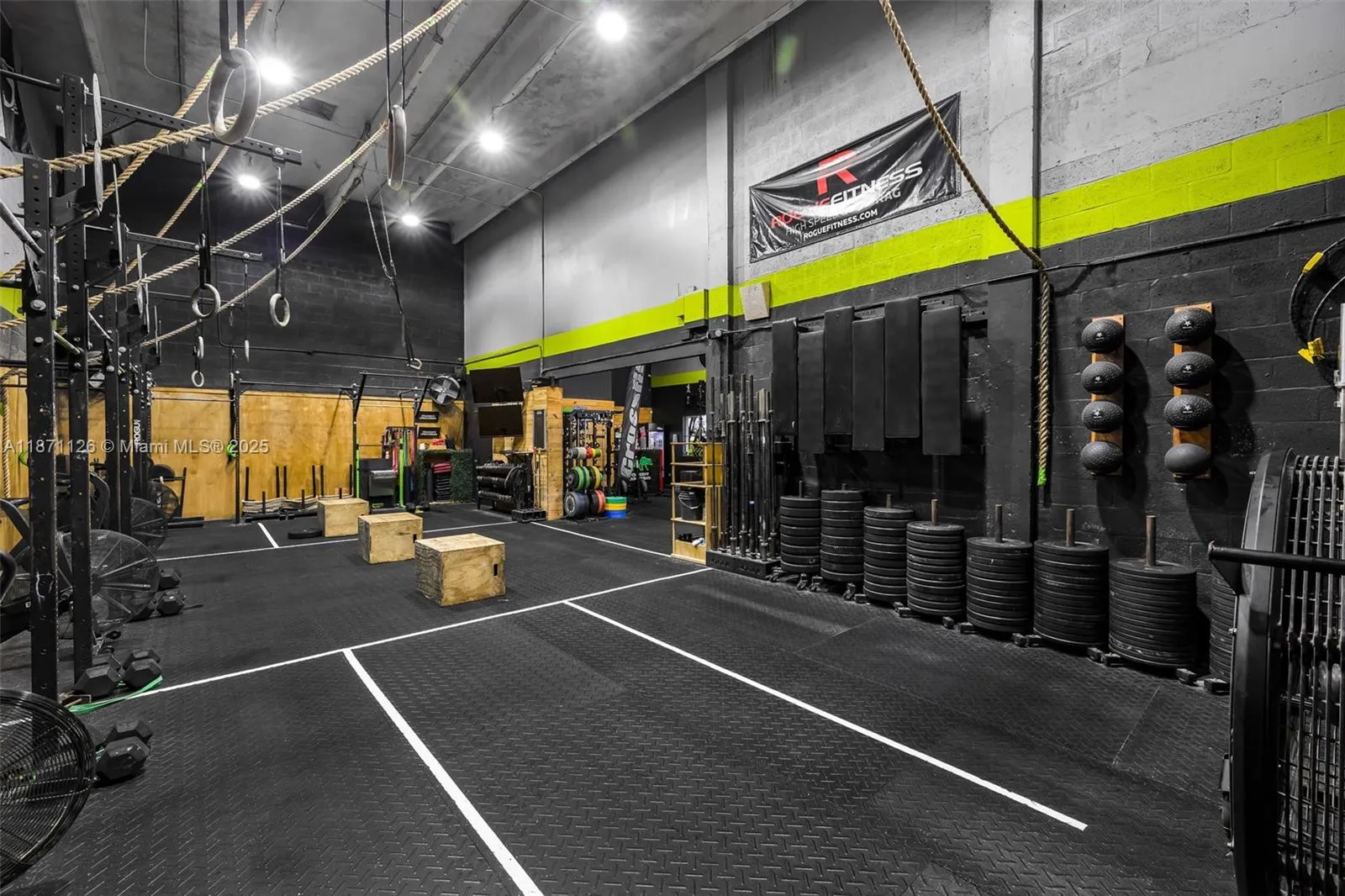 2451 Nw 109th Ave 6, Sweetwater, Florida 33172, Sweetwater, Florida 33172, ,Commercial Sale,For Sale,2451 Nw 109th Ave 6, Sweetwater, Florida 33172,A11871126