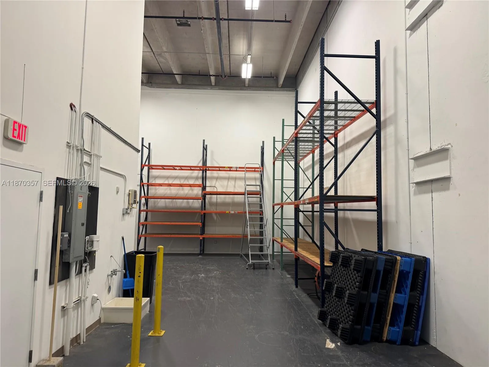 10889 Nw 17th St 149, Sweetwater, Florida 33172, Sweetwater, Florida 33172, ,Commercial Lease,For Rent,10889 Nw 17th St 149, Sweetwater, Florida 33172,A11870357