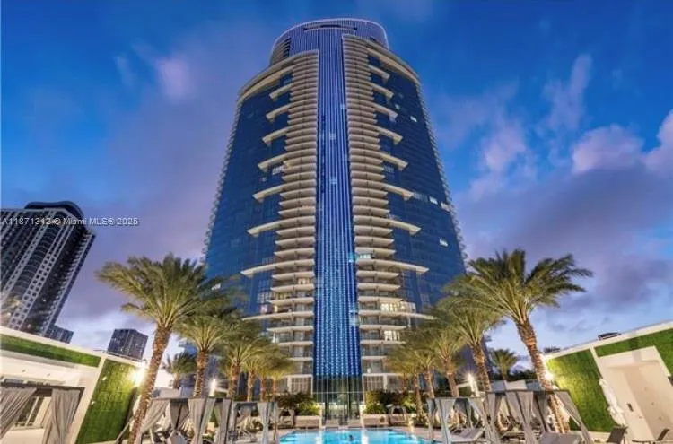 851 Ne 1 Ave 502, Miami, Florida 33132, Miami, Florida 33132, 1 Bedroom Bedrooms, ,1 BathroomBathrooms,Residential Lease,For Rent,851 Ne 1 Ave 502, Miami, Florida 33132,A11871312