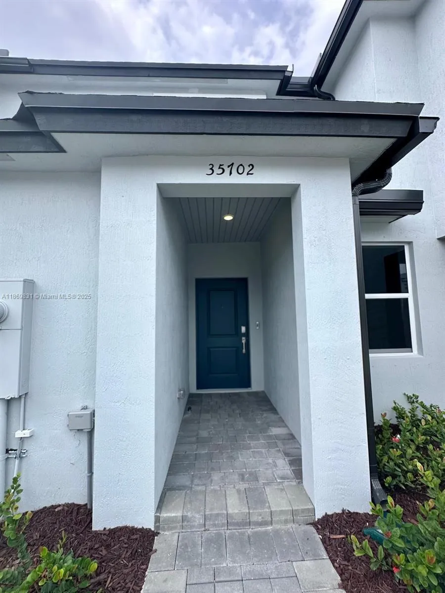 35702 Sw 178th Ct 35702, Homestead, Florida 33034, Homestead, Florida 33034, 3 Bedrooms Bedrooms, ,3 BathroomsBathrooms,Residential Lease,For Rent,35702 Sw 178th Ct 35702, Homestead, Florida 33034,A11869831