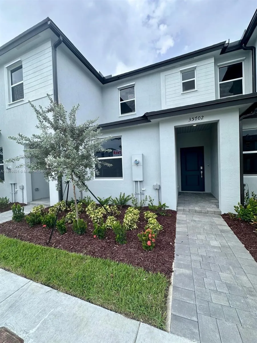 35702 Sw 178th Ct 35702, Homestead, Florida 33034, Homestead, Florida 33034, 3 Bedrooms Bedrooms, ,3 BathroomsBathrooms,Residential Lease,For Rent,35702 Sw 178th Ct 35702, Homestead, Florida 33034,A11869831