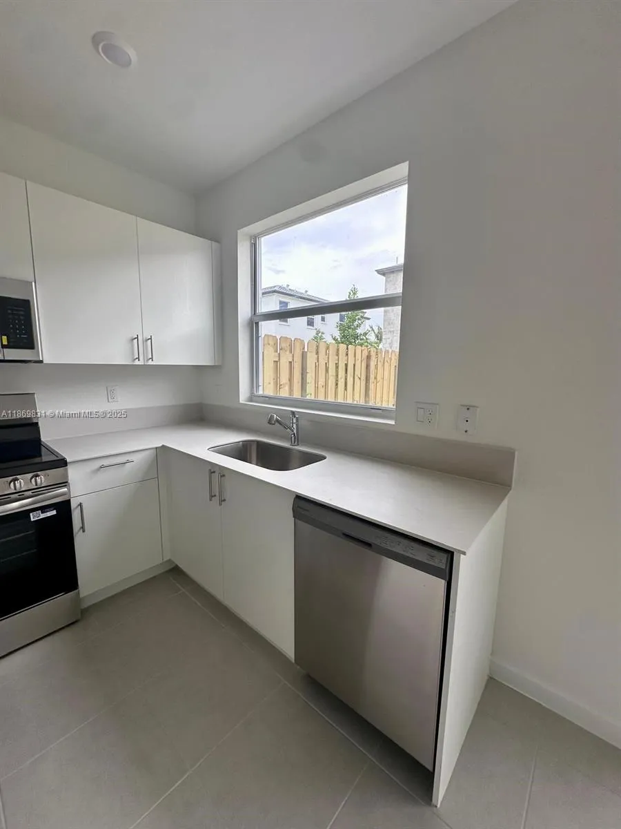 35702 Sw 178th Ct 35702, Homestead, Florida 33034, Homestead, Florida 33034, 3 Bedrooms Bedrooms, ,3 BathroomsBathrooms,Residential Lease,For Rent,35702 Sw 178th Ct 35702, Homestead, Florida 33034,A11869831