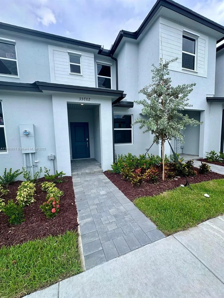 35702 Sw 178th Ct 35702, Homestead, Florida 33034, Homestead, Florida 33034, 3 Bedrooms Bedrooms, ,3 BathroomsBathrooms,Residential Lease,For Rent,35702 Sw 178th Ct 35702, Homestead, Florida 33034,A11869831