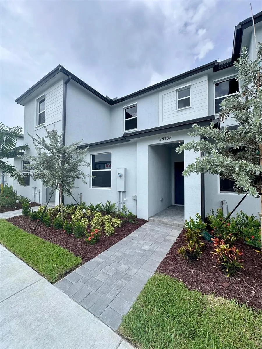 35702 Sw 178th Ct 35702, Homestead, Florida 33034, Homestead, Florida 33034, 3 Bedrooms Bedrooms, ,3 BathroomsBathrooms,Residential Lease,For Rent,35702 Sw 178th Ct 35702, Homestead, Florida 33034,A11869831