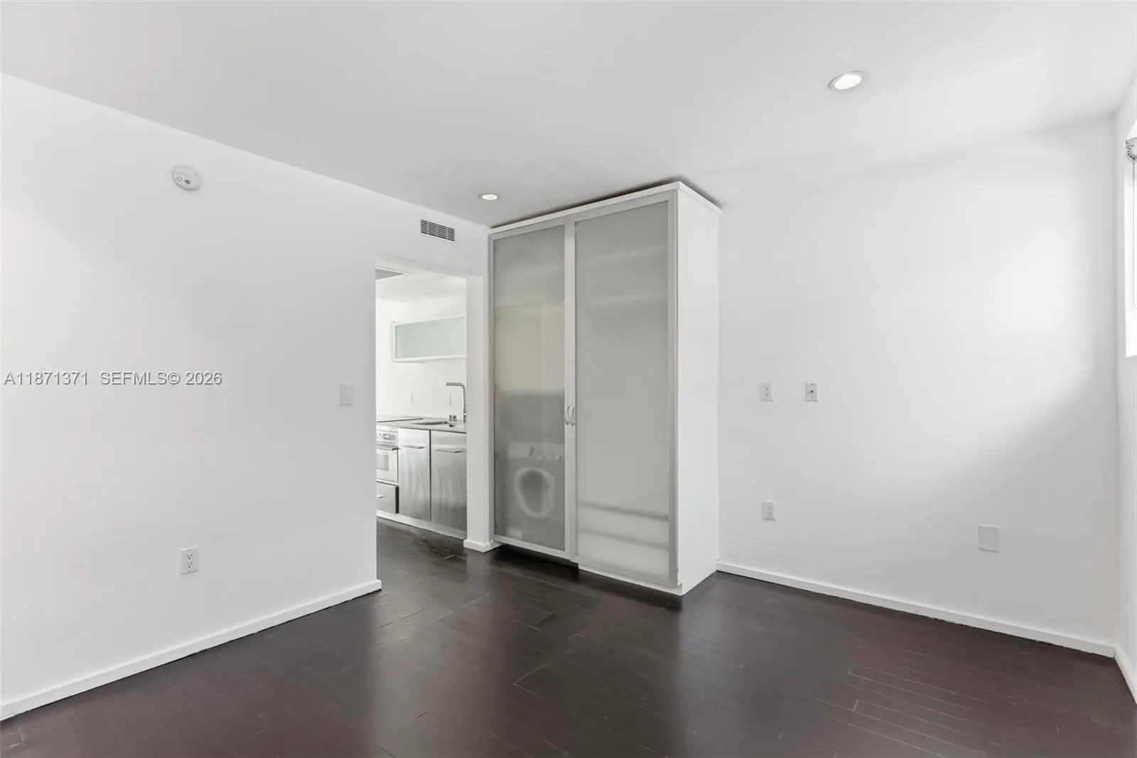 1601 West Ave 210, Miami Beach, Florida 33139, Miami Beach, Florida 33139, 1 Bedroom Bedrooms, ,1 BathroomBathrooms,Residential,For Sale,1601 West Ave 210, Miami Beach, Florida 33139,A11871371
