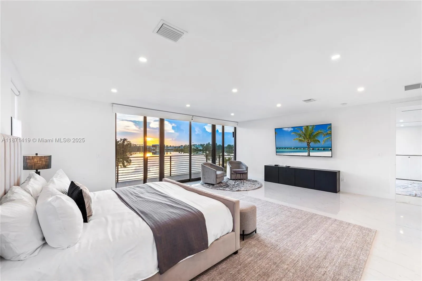 5420 Sw 72nd Ave, Miami, Florida 33155, Miami, Florida 33155, 5 Bedrooms Bedrooms, ,5 BathroomsBathrooms,Residential Lease,For Rent,5420 Sw 72nd Ave, Miami, Florida 33155,A11871419