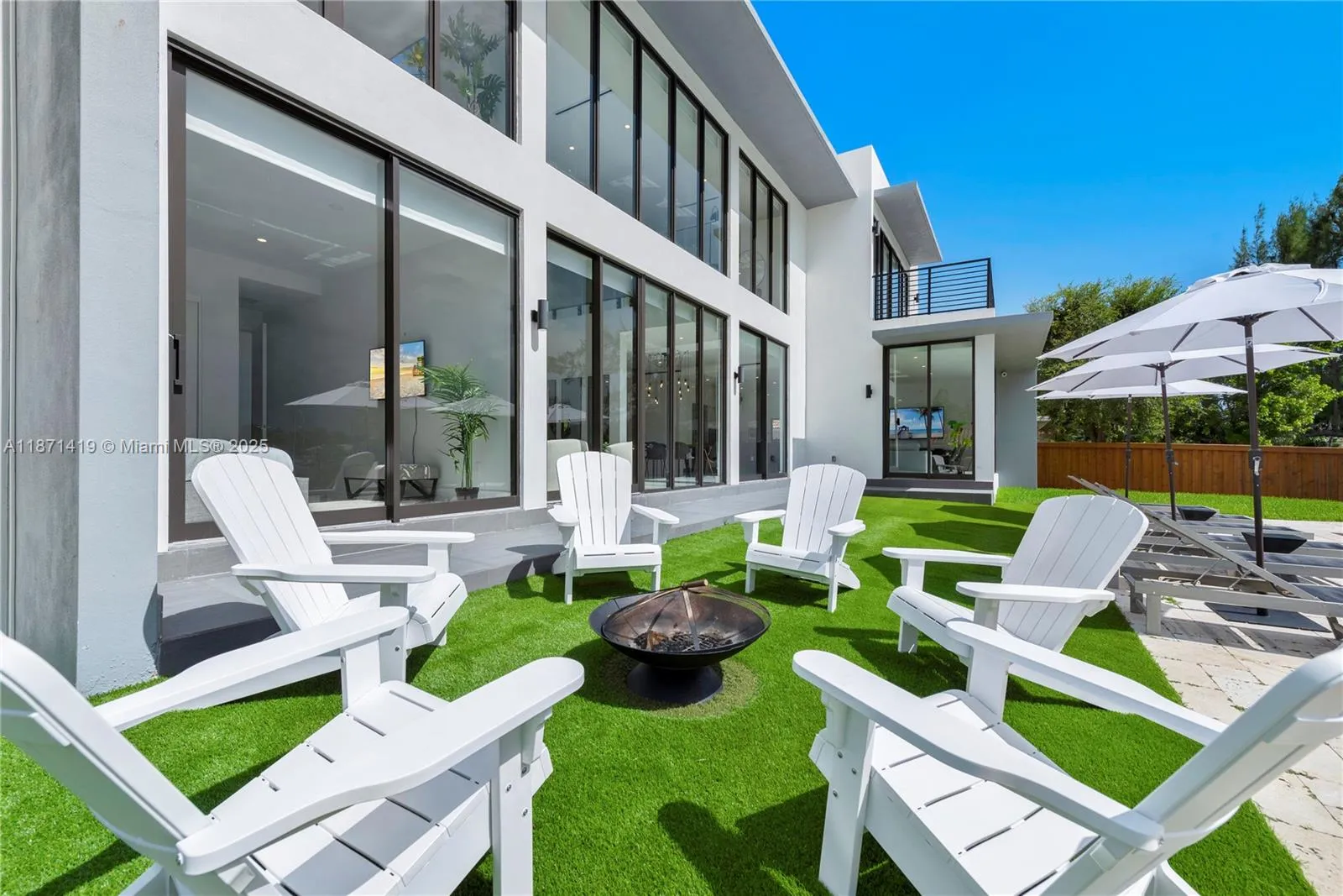 5420 Sw 72nd Ave, Miami, Florida 33155, Miami, Florida 33155, 5 Bedrooms Bedrooms, ,5 BathroomsBathrooms,Residential Lease,For Rent,5420 Sw 72nd Ave, Miami, Florida 33155,A11871419