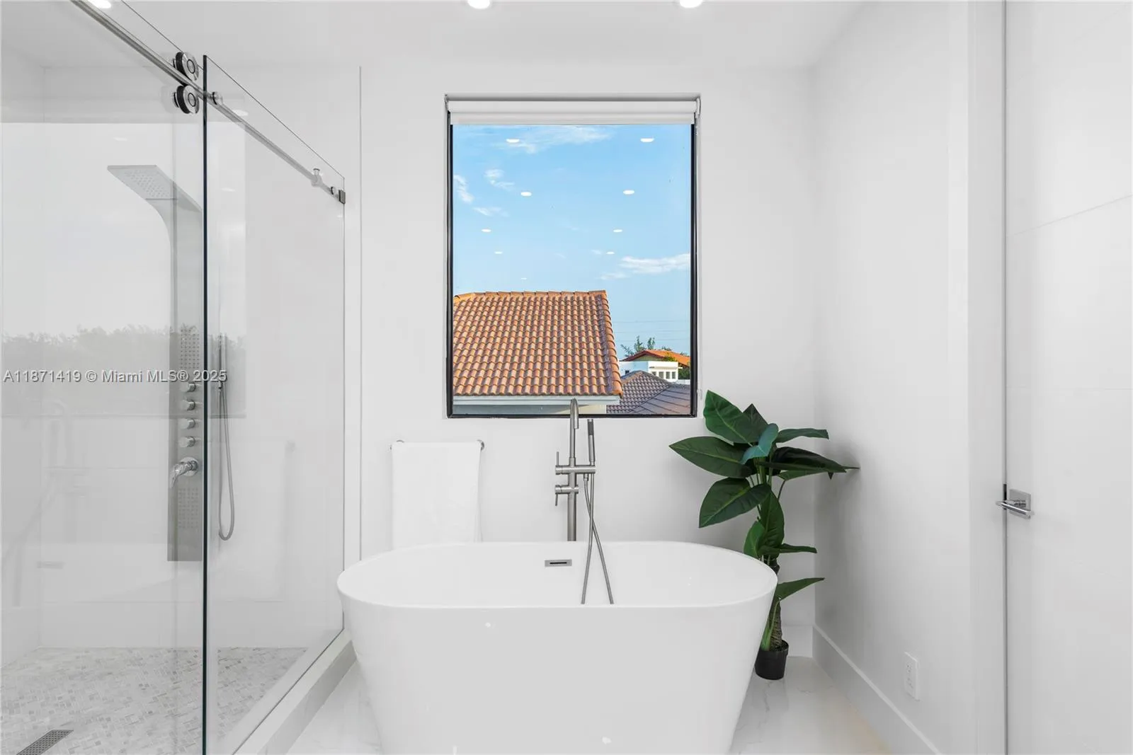 5420 Sw 72nd Ave, Miami, Florida 33155, Miami, Florida 33155, 5 Bedrooms Bedrooms, ,5 BathroomsBathrooms,Residential Lease,For Rent,5420 Sw 72nd Ave, Miami, Florida 33155,A11871419