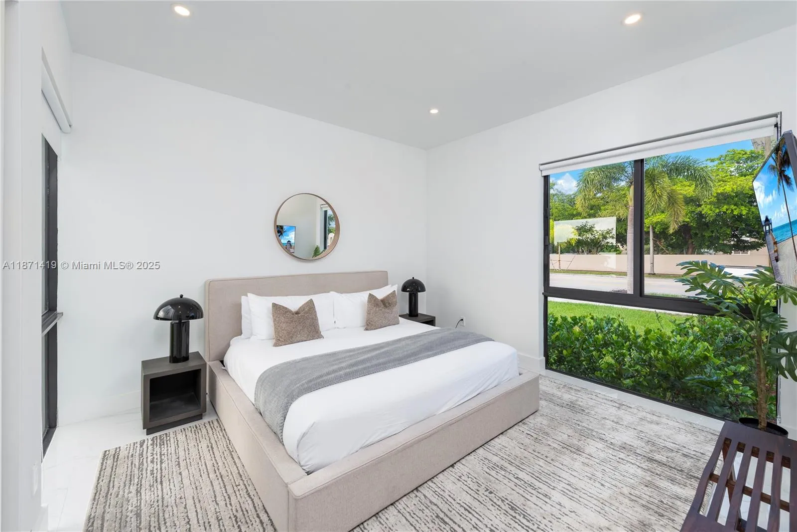 5420 Sw 72nd Ave, Miami, Florida 33155, Miami, Florida 33155, 5 Bedrooms Bedrooms, ,5 BathroomsBathrooms,Residential Lease,For Rent,5420 Sw 72nd Ave, Miami, Florida 33155,A11871419