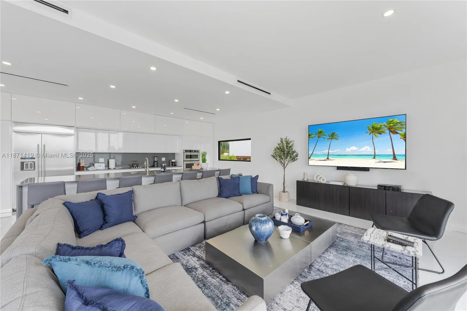 5420 Sw 72nd Ave, Miami, Florida 33155, Miami, Florida 33155, 5 Bedrooms Bedrooms, ,5 BathroomsBathrooms,Residential Lease,For Rent,5420 Sw 72nd Ave, Miami, Florida 33155,A11871419