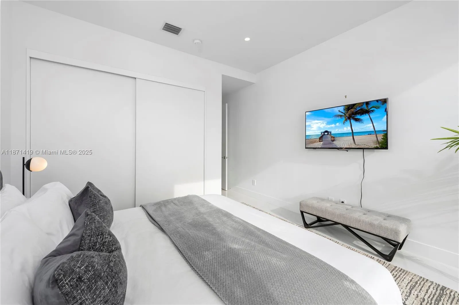 5420 Sw 72nd Ave, Miami, Florida 33155, Miami, Florida 33155, 5 Bedrooms Bedrooms, ,5 BathroomsBathrooms,Residential Lease,For Rent,5420 Sw 72nd Ave, Miami, Florida 33155,A11871419