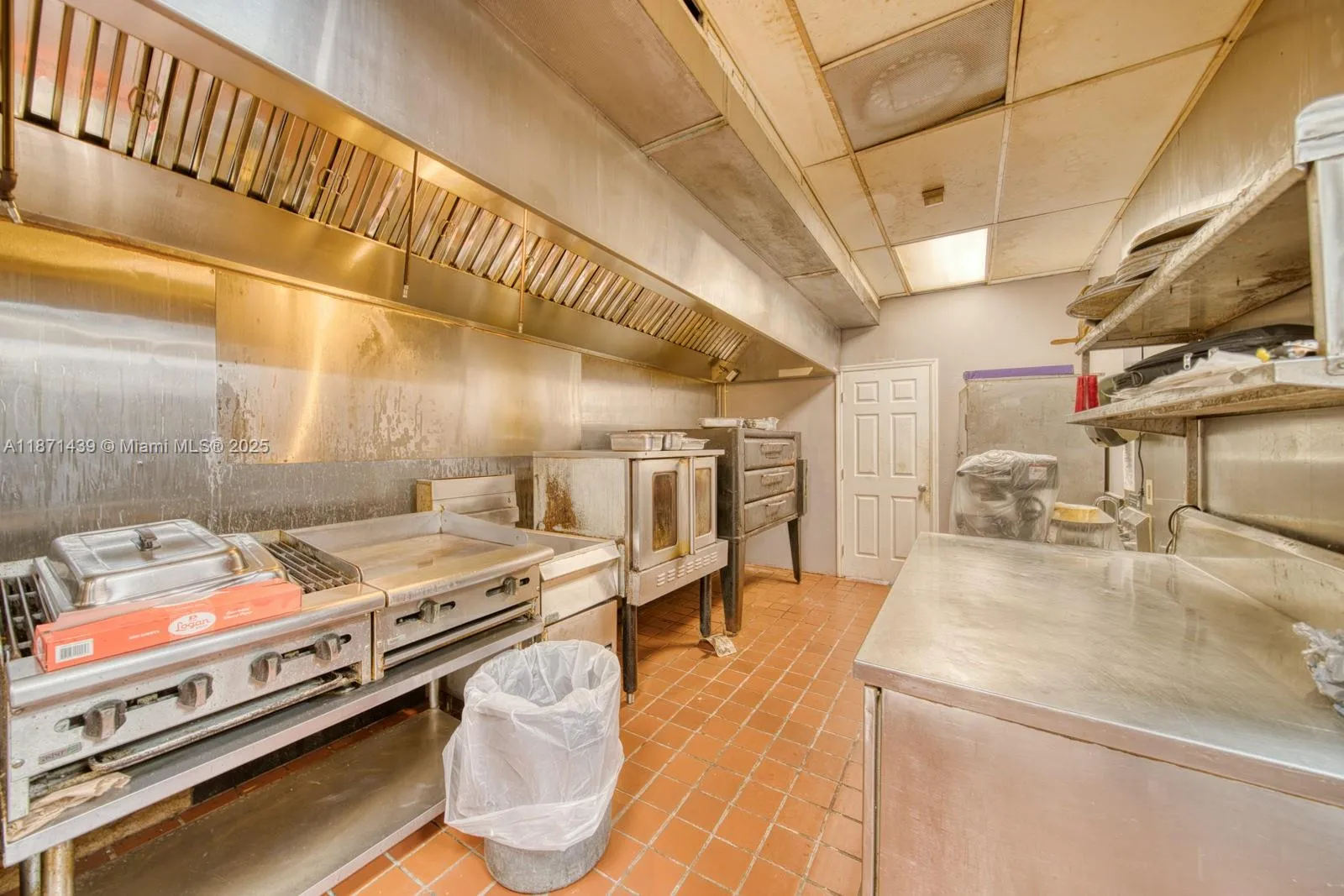 Turn-key Restaurant For Sale High Traffic Hialeah, Hialeah, Florida 33010, ,Business Opportunity,For Sale,Turn-key Restaurant For Sale High Traffic Hialeah ,A11871439