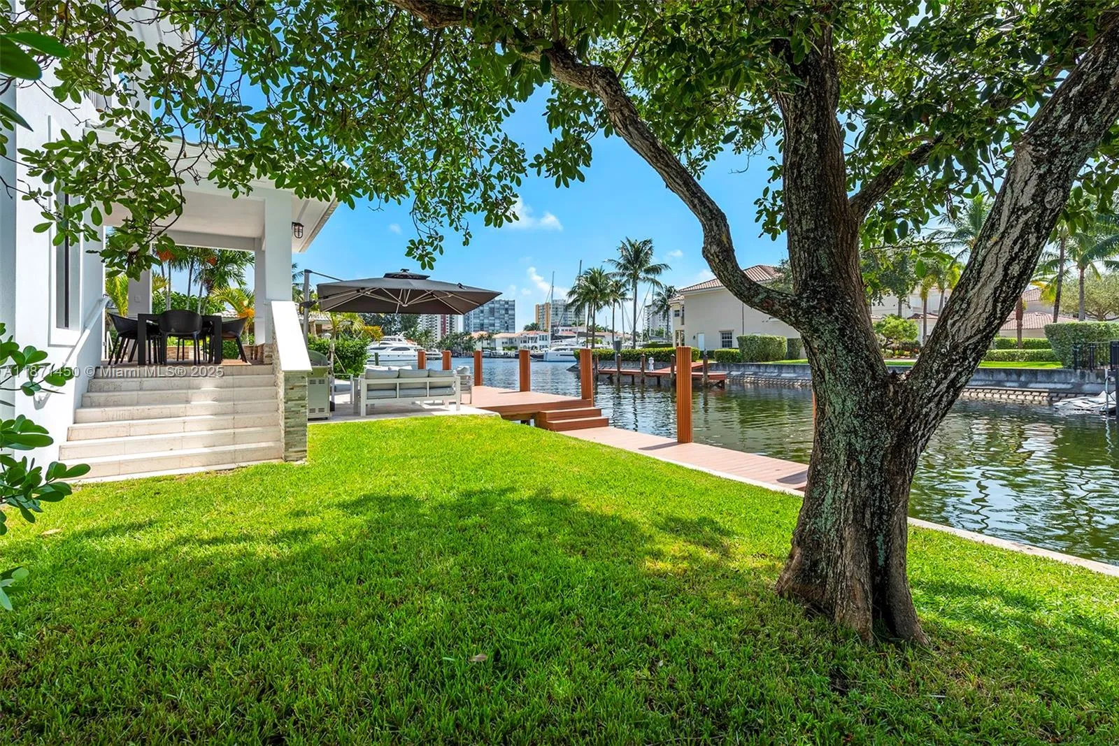 850 Washington St, Hollywood, Florida 33019, Hollywood, Florida 33019, 5 Bedrooms Bedrooms, ,6 BathroomsBathrooms,Residential Lease,For Rent,850 Washington St, Hollywood, Florida 33019,A11871450