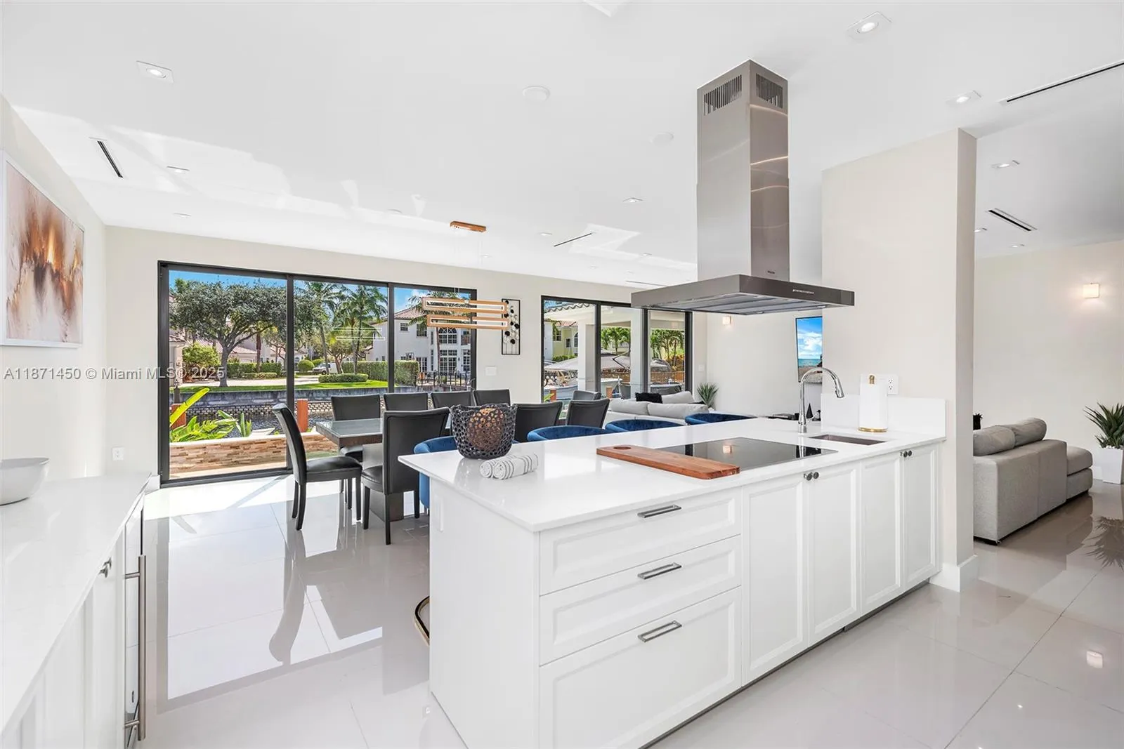 850 Washington St, Hollywood, Florida 33019, Hollywood, Florida 33019, 5 Bedrooms Bedrooms, ,6 BathroomsBathrooms,Residential Lease,For Rent,850 Washington St, Hollywood, Florida 33019,A11871450