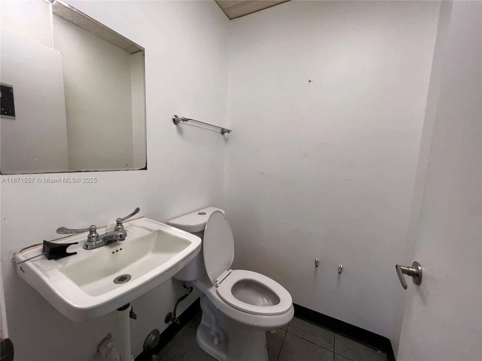 5975 W Sunrise Blvd, Sunrise, Florida 33313, Sunrise, Florida 33313, ,Commercial Sale,For Sale,5975 W Sunrise Blvd, Sunrise, Florida 33313,A11871557