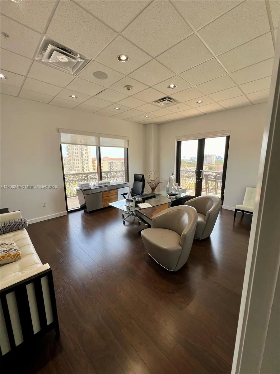 2020 Ponce De Leon Blvd 907-908, Coral Gables, Flo, Coral Gables, Florida 33134, ,Commercial Sale,For Sale,2020 Ponce De Leon Blvd 907-908, Coral Gables, Flo,A11868246