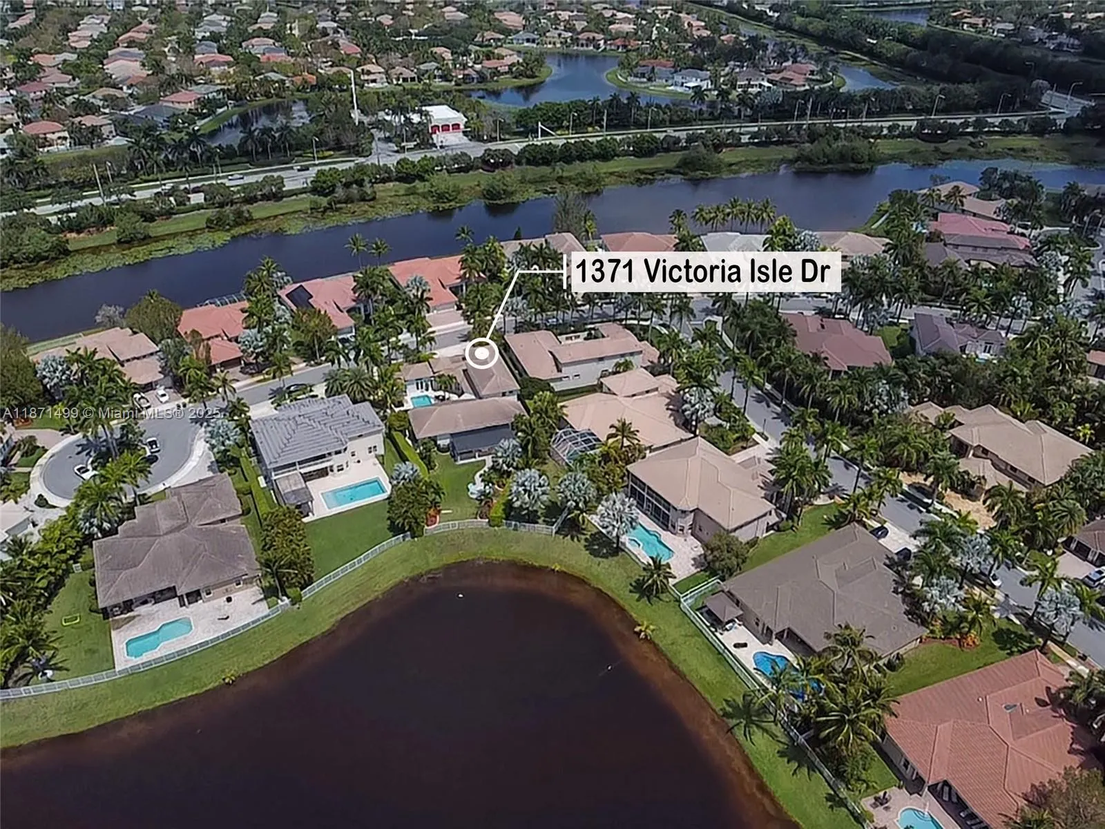 1371 Victoria Isle Dr, Weston, Florida 33327, Weston, Florida 33327, 5 Bedrooms Bedrooms, ,5 BathroomsBathrooms,Residential,For Sale,1371 Victoria Isle Dr, Weston, Florida 33327,A11871499